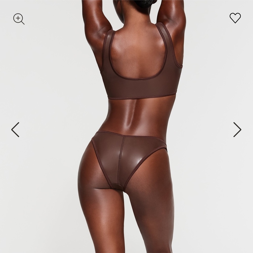 NWT RUBBERIZED SCUBA SWIM TANGA BIKINI BOTTOM SIZE XXS